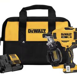 DEWALT 20V MAX Lithium-Ion 15-Degree Electric Cordless Roofing Nailer Kit with 2.0Ah Battery Charger and Bag 