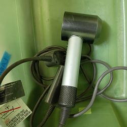 DYSON HAIR DRYER