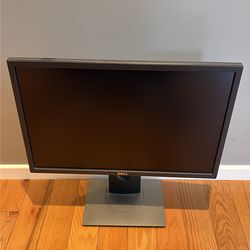 Dell P2217 22" Professional Monitor – Great Condition