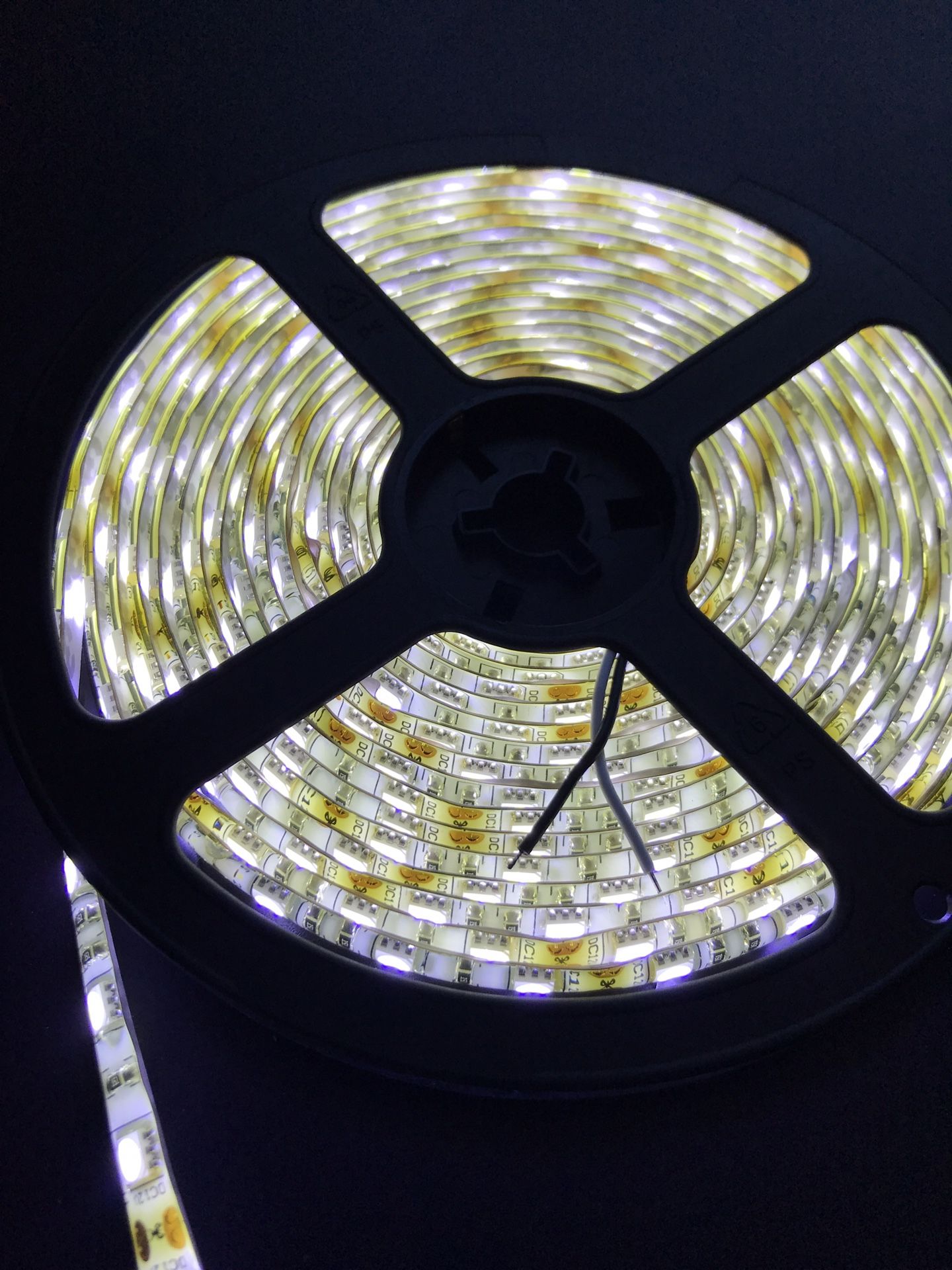 Waterproof led strip light new plenty in stock—-strip only no power outlet not include with the strip