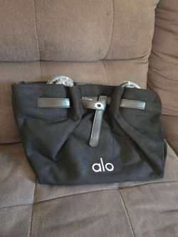 Women handbag price one