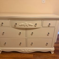 French Provincial White 7-Drawer Dresser w/ Crystal Knobs & Floral Carvings
