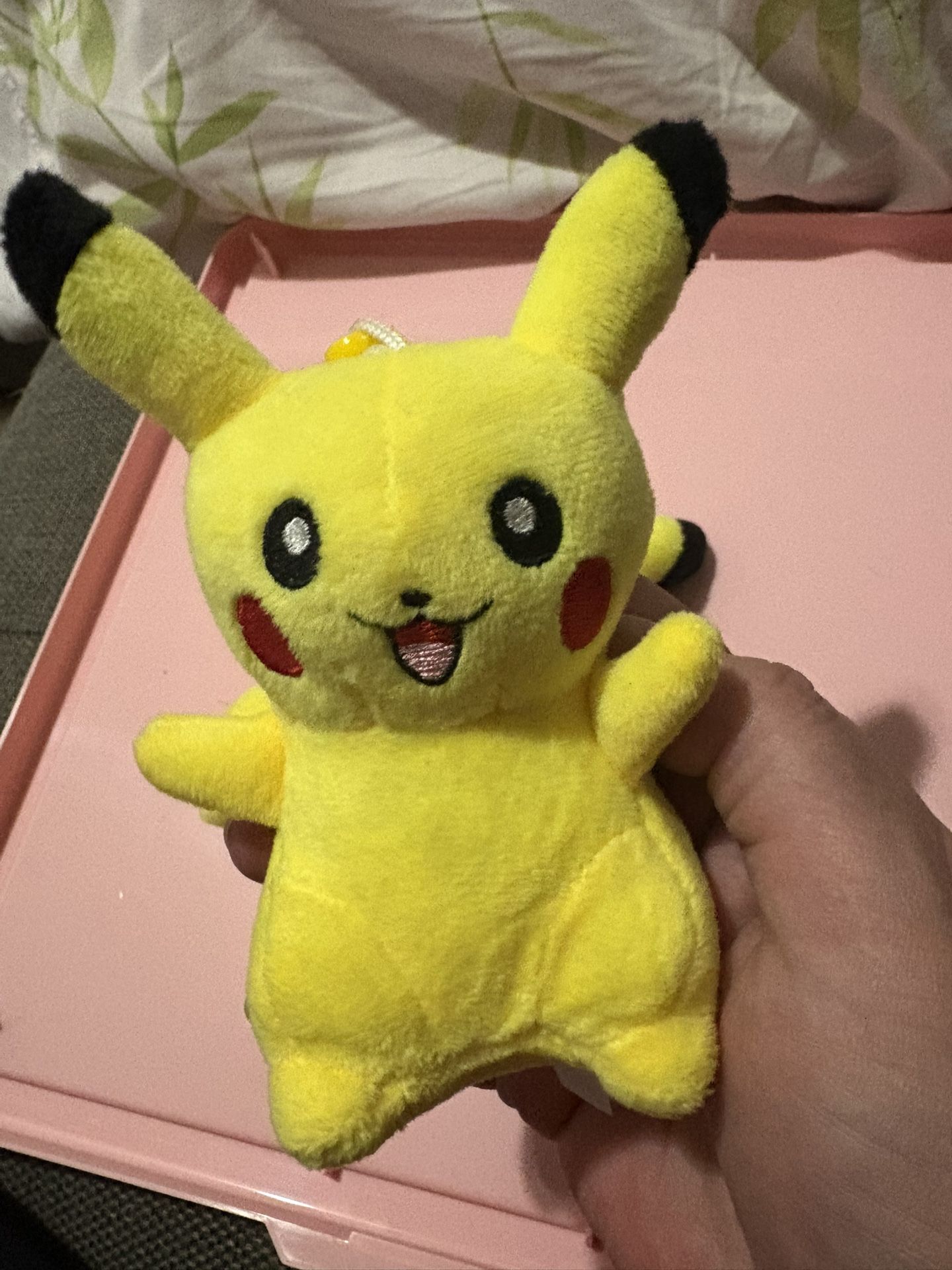 Pokémon Pikachu Plush Bag Clip / Keychain