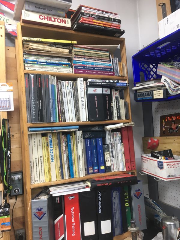 100's of motorcycle manuals NO HARLEY for Sale in ...