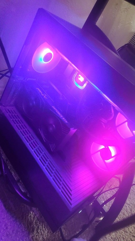 High End Custom Gaming PC With RYZEN AM5 7 7700 CPU With Nvidia RTX 4070 12 GB
Please note I am only selling the PC.
Here are the parts:
Case: Bl