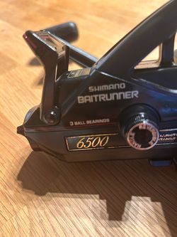 Clean Shimano Baitrunner 6500B Fishing Reel