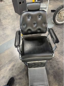 Barber chair