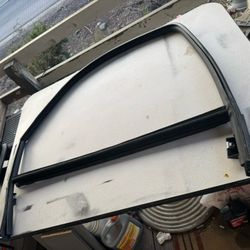 Driver Door Glass Seal / Weather Strip For Silverado & GMC