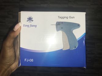 TAG GUN. *never used*