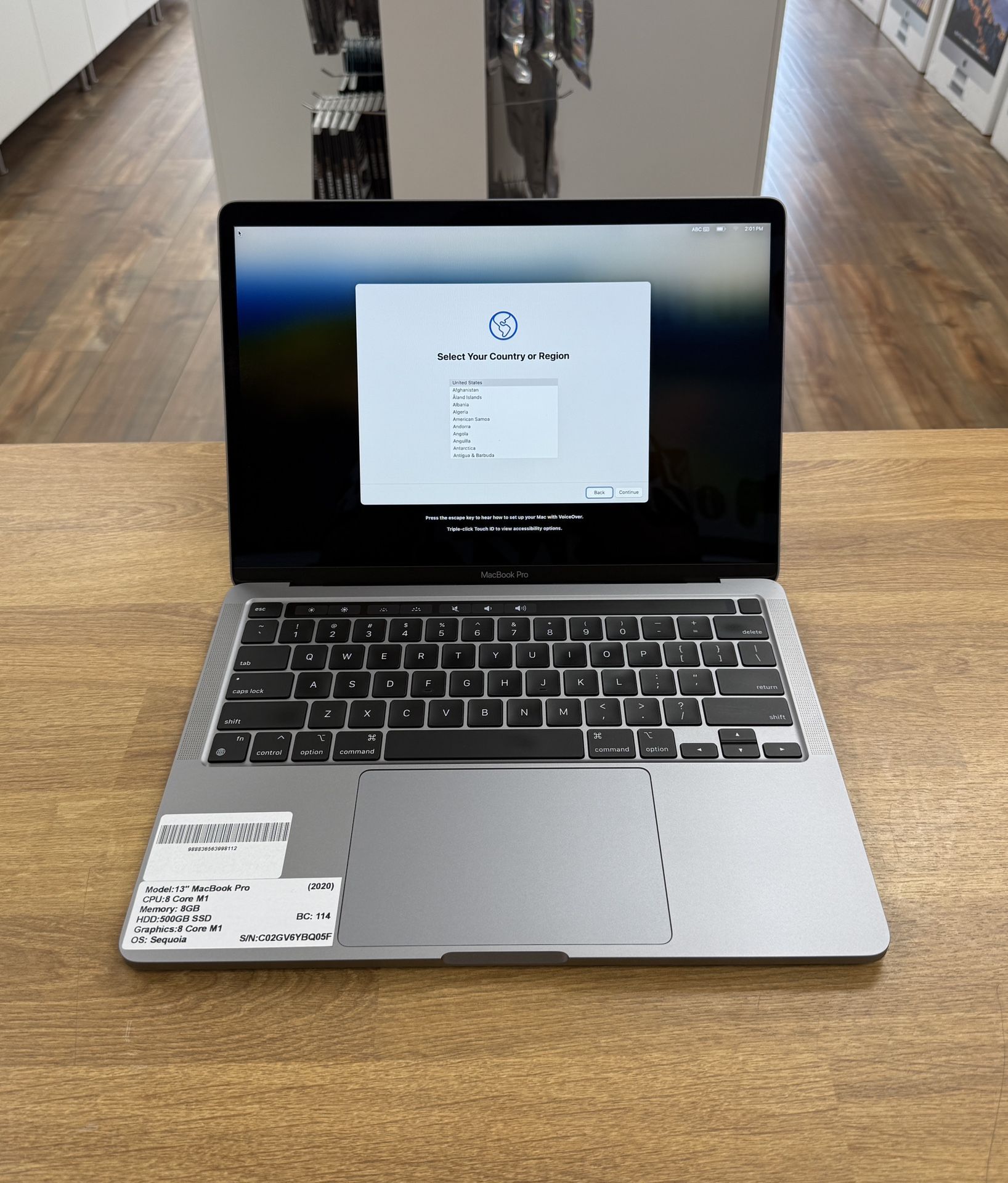 13 Inch MacBook Pro M1 8 Core*500GB SSD*8GB RAM