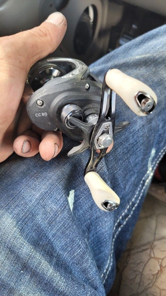 Fishing Reels Baitcaster And Spin Reels