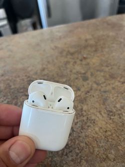 Apple AirPods