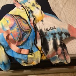 Multicolor Hoody And waist/arm Bag 