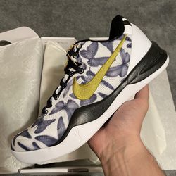 Nike Kobe 8 Mambacita Gigi Size 9 Brand New