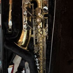 Yamaha yas-200ad alto saxophone. Like new
