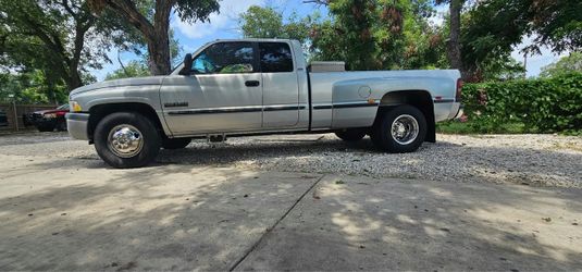 1998 Dodge RAM 3500