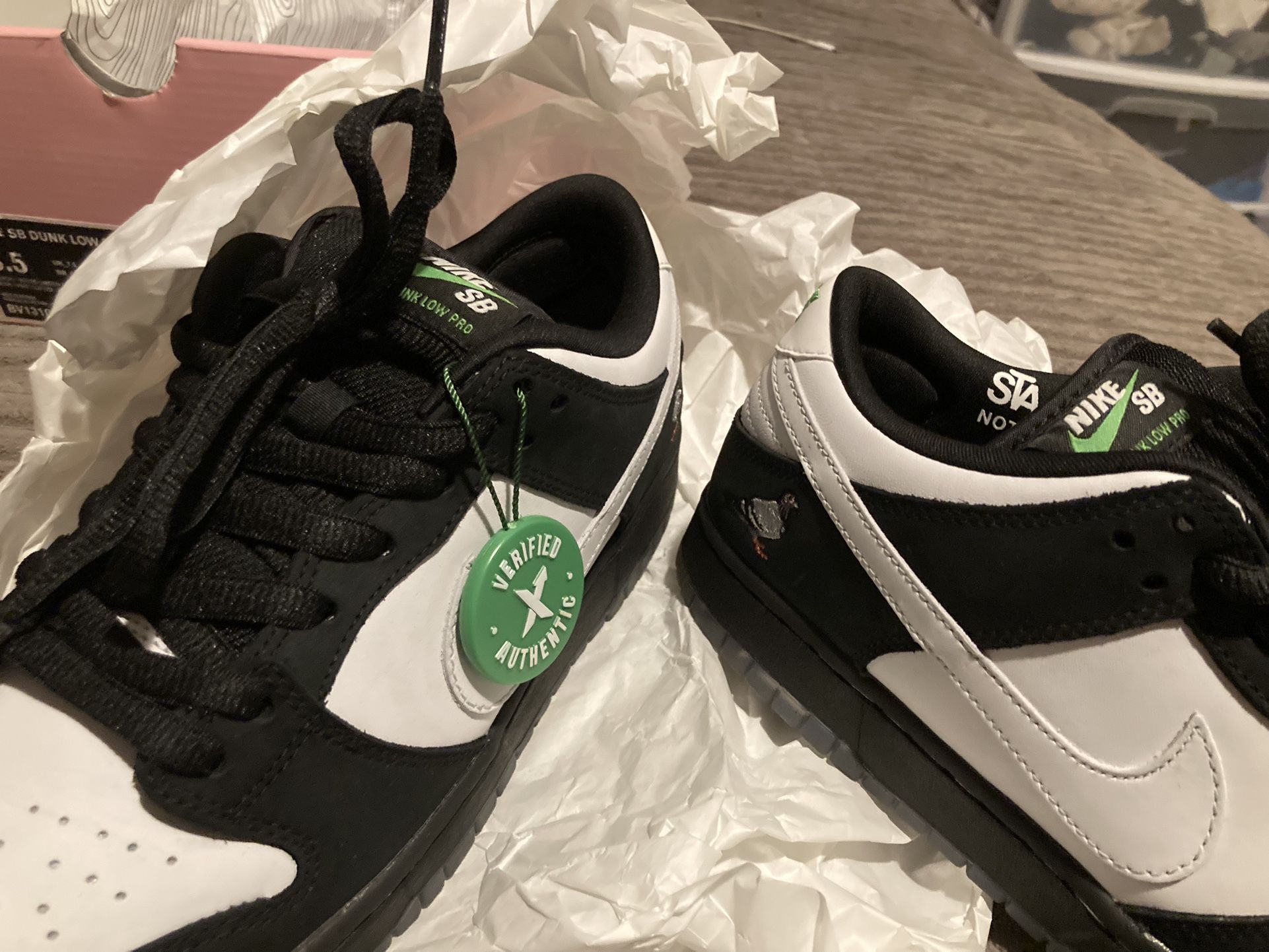 Official Jeff Staples Dunk Low Panda Pigeon