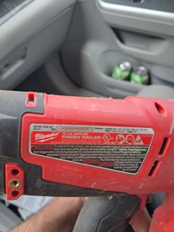 M18 Milwaukee Fuel 16 GA Finish Nailer