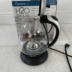 Capresso H2O Glass Electric Kettle for Sale in Miami, FL - OfferUp