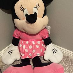 HUGE! Minnie Mouse 