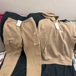 Nike Suit 