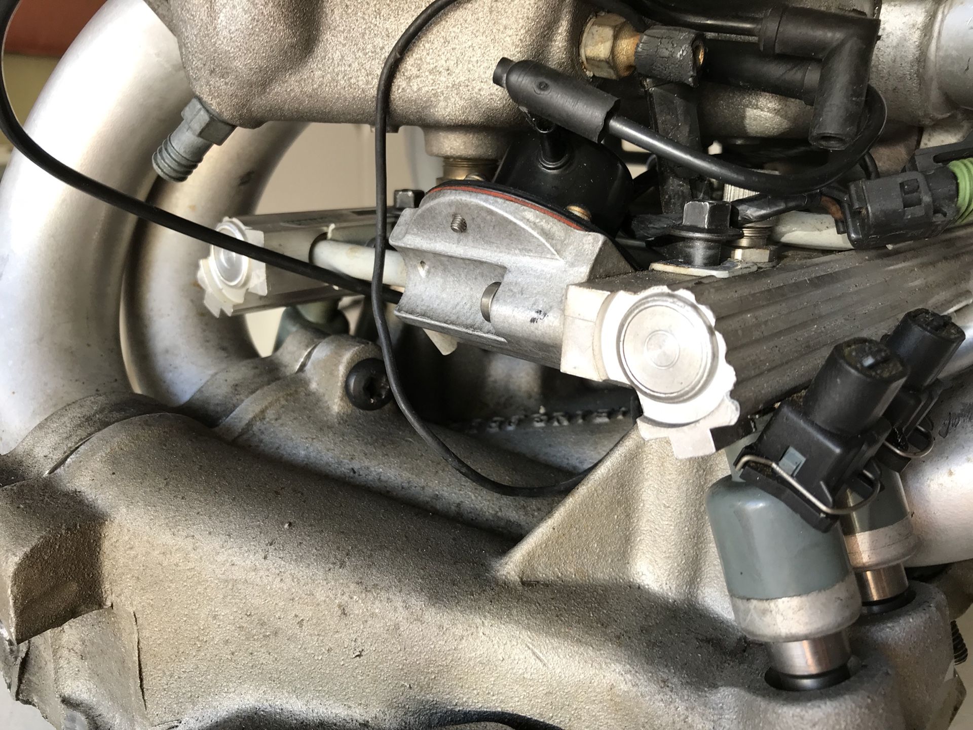 Tuned Port Injection / fuel injection 5.0/5.7L Chevrolet small block