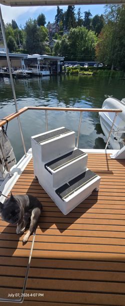 Yacht 3 Step stool