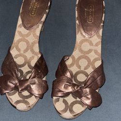 Vintage Coach Heels Size 6.5-7.5