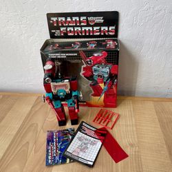 Vintage 1985 Hasbro Transformers Heroic Autobot Perceptor Action Figure Toy