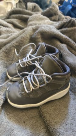 Jordan 11 Cool Grey