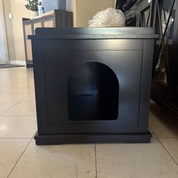Litter Box Enclosure