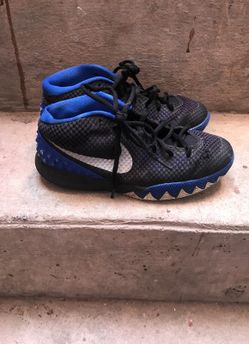 Nike Kyrie Irving size 6y