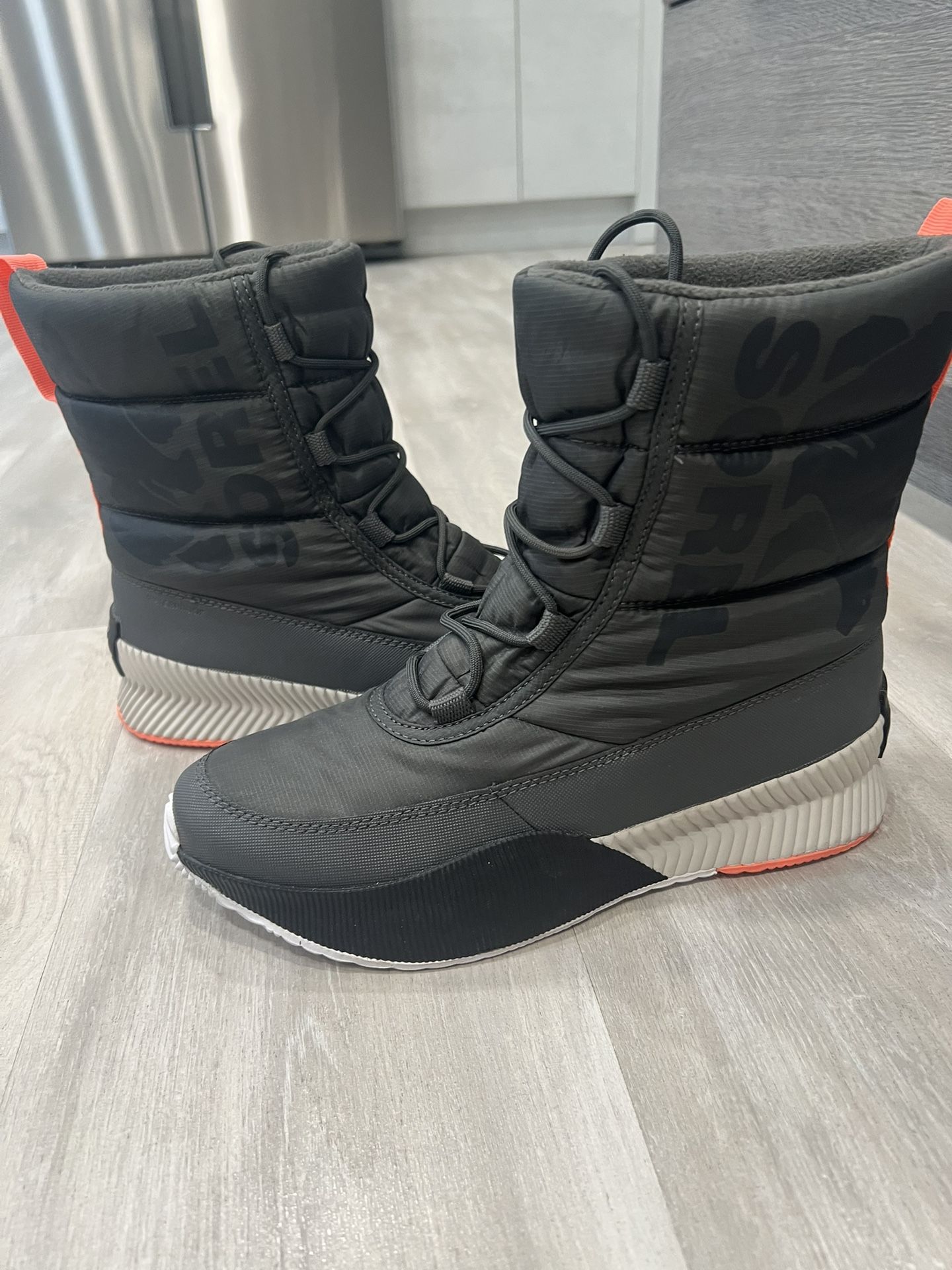 SOREL OUT N ABOUT III PUFFY LACE WP 10 Women’s Outdoor Boots
