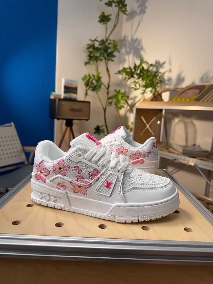 Louis Vuitton Sakura-themed casual sneakers