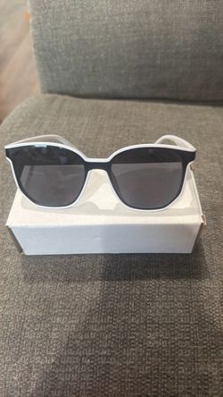 Women’s Oversized Square Sunglasses Black White Two Tone Dark Lens Fashion