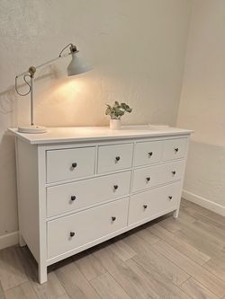 White Hemnes IKEA8 drawer dresser