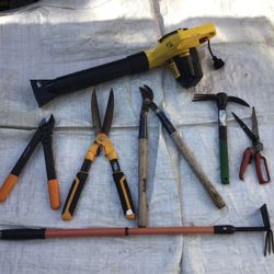 Snippers, Clippers, Claws & Leaf Blower  - Yard & Garden Equipment 