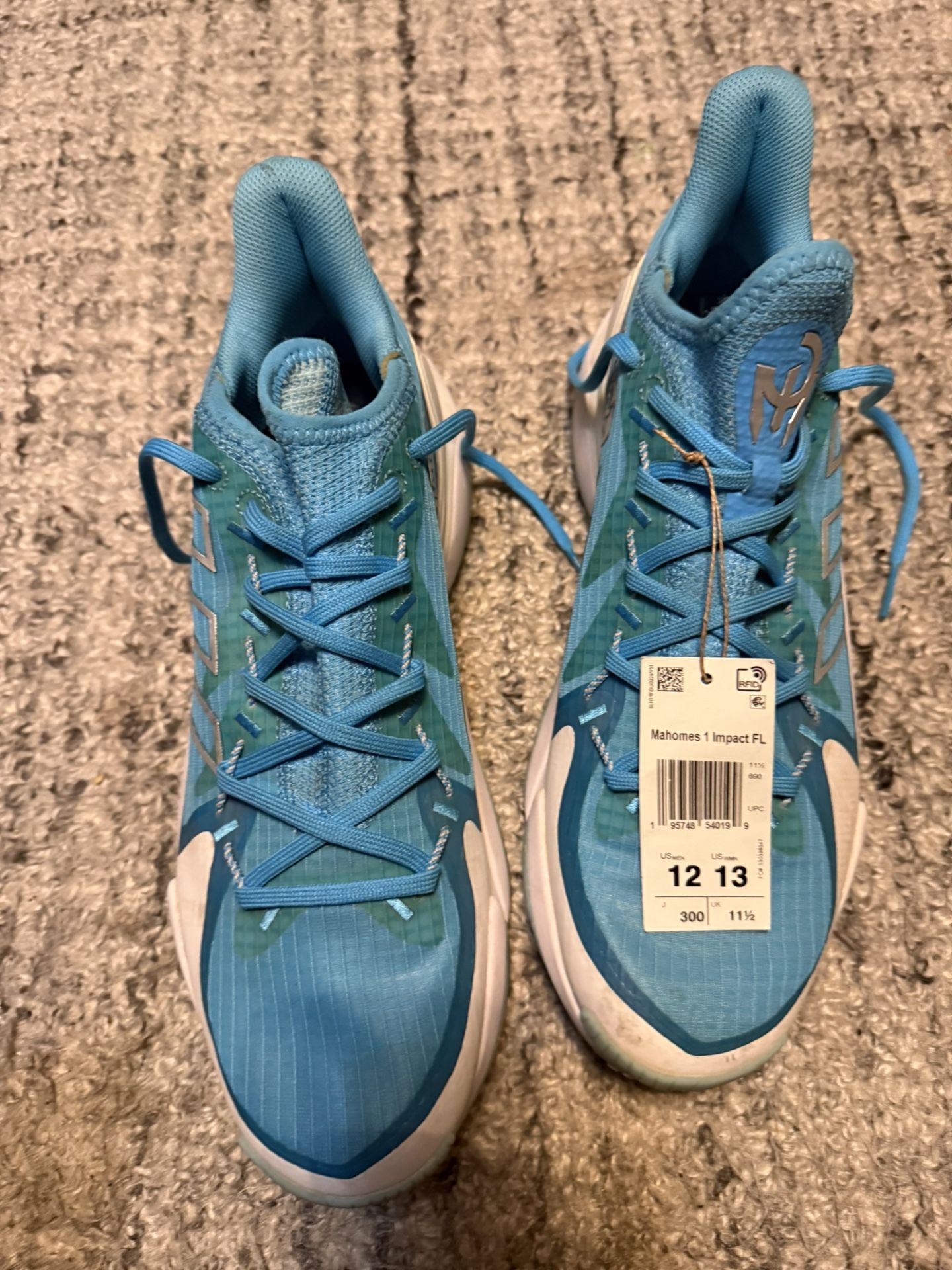 Men Size 12 Patrick Mahomes