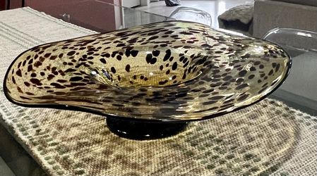Umber & Brown curved decorative glass.