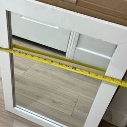 Mirror, New  Espejo , Nuevo 