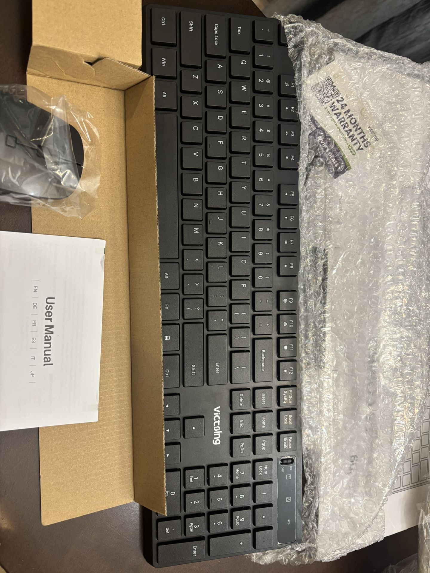 Wireless keyboard and mouse combo