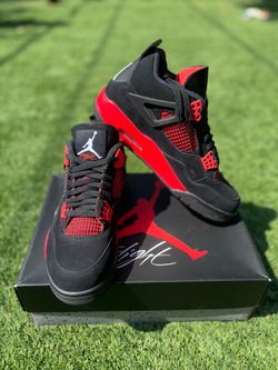 ✅ Jordan 4 Retro Red Thunder Men Size 11✅