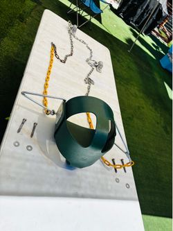 Nets Tribe Full Bucket Toddler Swing