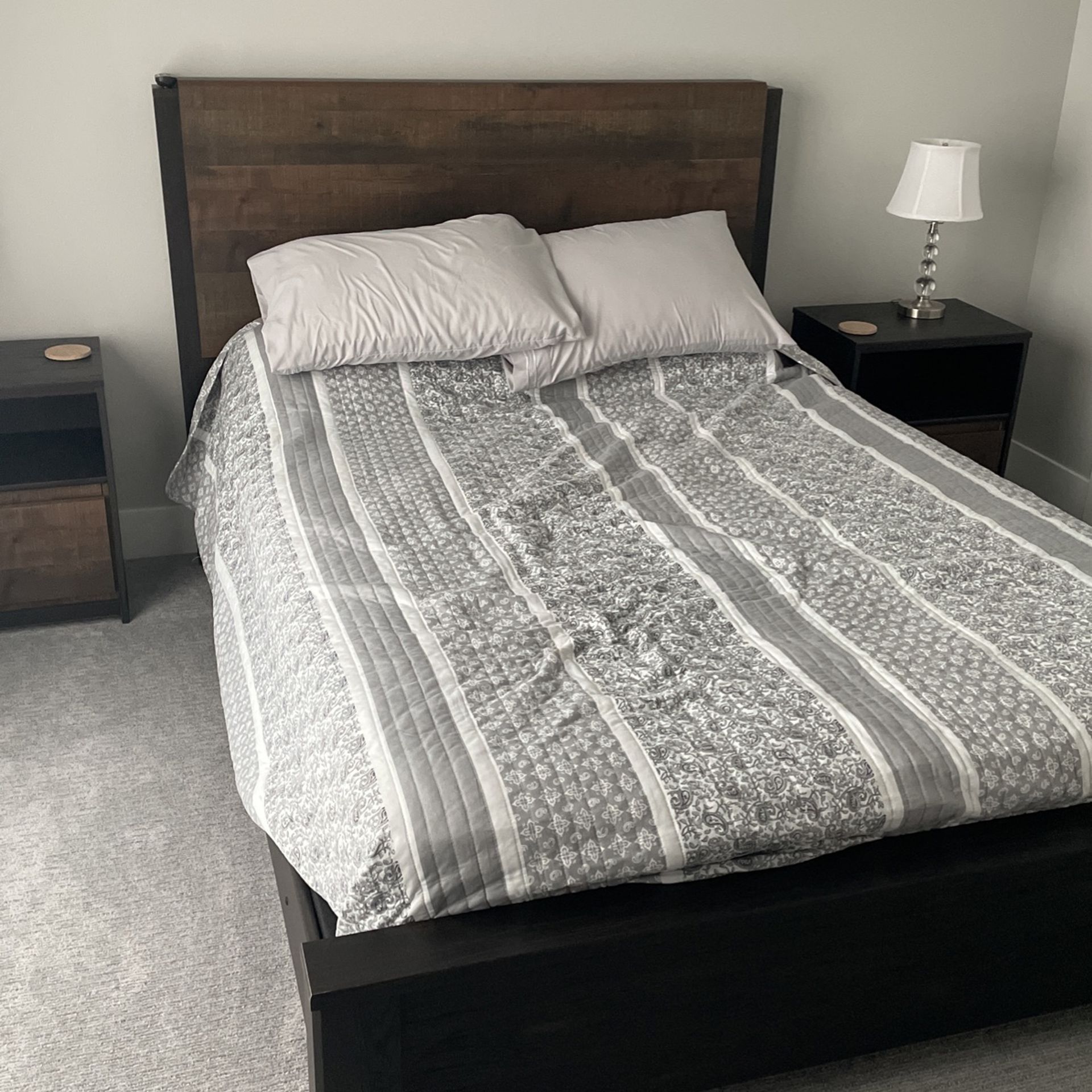 Queen Size Bed And Dual End Tables 