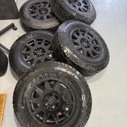 225/75R16 Toyo Open Country A/T III  w/ DX4 X-Trail Matte Black 5x114.3mm Lug Pattern