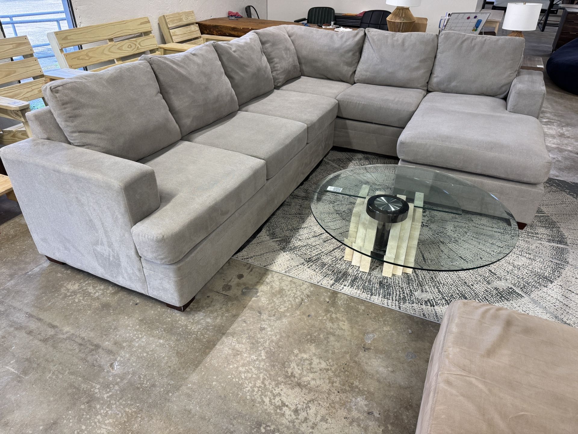 Grey Living Spaces Bonattera Dove Sectional