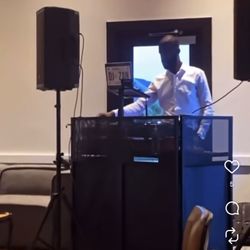 Portable DJ Facade Booth