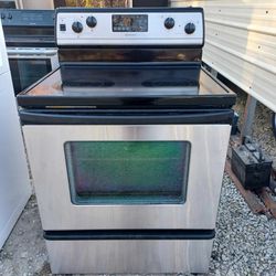 Stainless Whirlpool Stove 