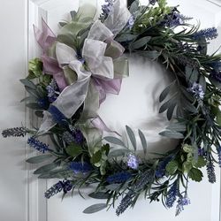 Designs BY CANDY - Soft Color Elegance