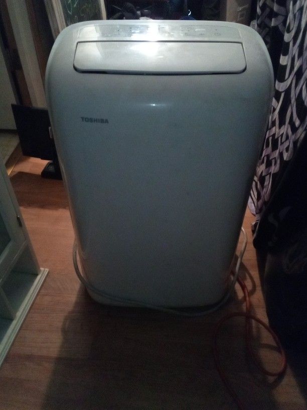10,000 BTU portable air conditioner. 